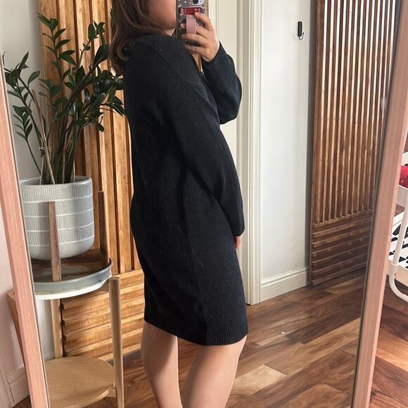 Vince Black V-Neck Sweater Dress - Picture 12 of 13